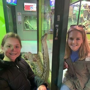 Meet your Posher, Rebecca